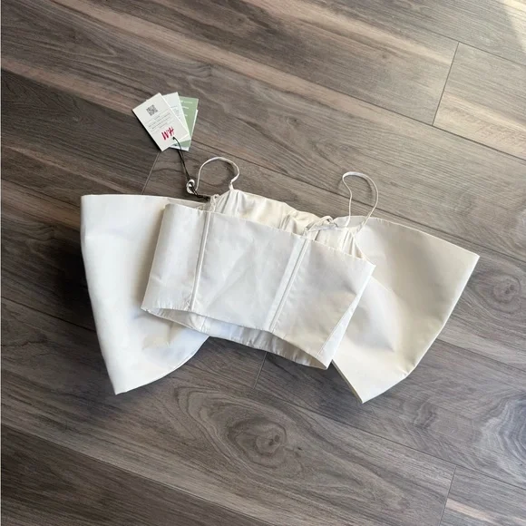 H&M Ivory Satin Bow Front Camisole - Picture 2 of 9